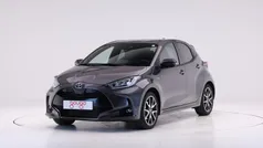 Gris Usado 2021 Toyota Yaris Hybrid Style Berlina | 18.900 € (Precio justo)