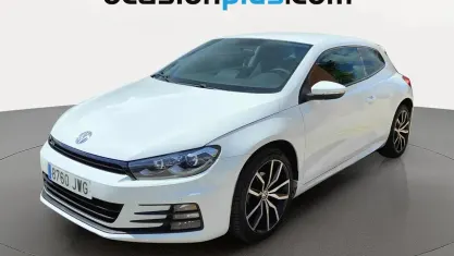 Usado VW Scirocco R-line 125 CV (91 kW) 2017 Blanco Coupe