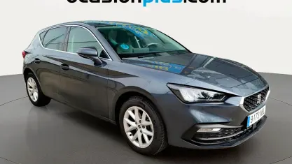 Usado Seat Leon Style 116 CV (85 kW) 2025 Gris Monovolumen