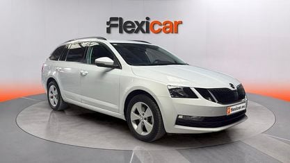 Usado Skoda Octavia Active 116 CV (85 kW) 2018 Blanco Berlina