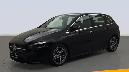 Usado Mercedes B200 AMG line 150 CV (110 kW) 2025 Negro noche Monovolumen