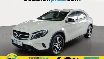Usado Mercedes GLA200 Urban 136 CV (100 kW) 2015 SUV