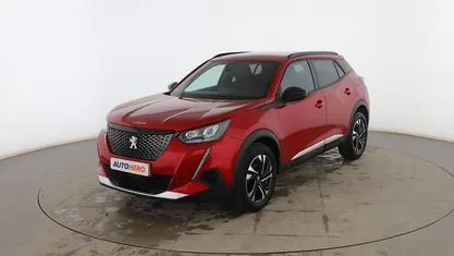 Usado 2023 Peugeot 2008 Allure SUV | 17.499 € (Precio justo)