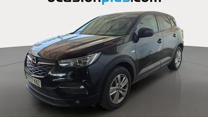 Usado Opel Grandland X Selective 120 CV (88 kW) 2018 SUV