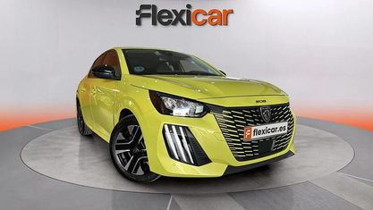 Usado Peugeot 208 Allure 101 CV (74 kW) 2025 Amarillo Utilitario