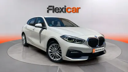 Usado BMW 118 136 CV (100 kW) 2023 Blanco Utilitario