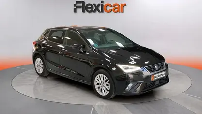 Usado Seat Ibiza FR 116 CV (85 kW) 2024 Negro Berlina