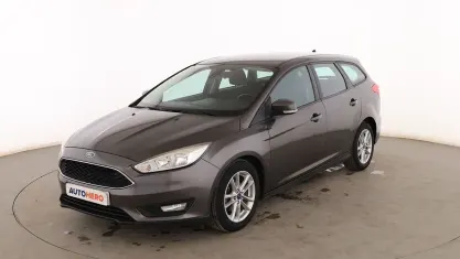 Usado Ford Focus Business Edition 125 CV (91 kW) 2016 Gris Familiar