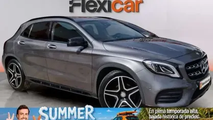 Usado Mercedes GLA200 AMG line 136 CV (100 kW) 2017 Gris SUV