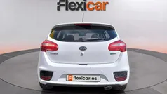 Blanco Usado 2017 Kia Ceed GT Berlina | 11.790 € (Precio justo)