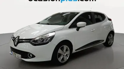 Käytetty Renault Clio IV Dynamique 90 HP (66 kW) 2015 Valkoinen Viistoperä