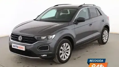 Usado VW T-Roc Advance 116 CV (85 kW) 2021 Gris SUV