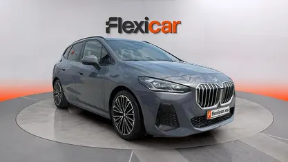 Usado BMW 218 136 CV (100 kW) 2024 Gris Familiar