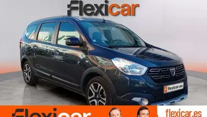 Usado Dacia Lodgy Comfort 116 CV (85 kW) 2021 Gris Monovolumen