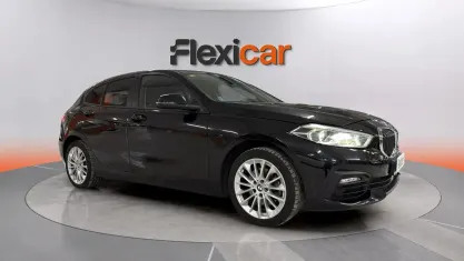 Usado BMW 118 140 CV (102 kW) 2020 Negro Utilitario