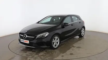 Usado Mercedes A180 Urban 122 CV (89 kW) 2017 Utilitario