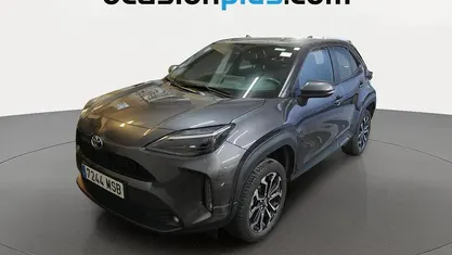 Usado 2024 Toyota Yaris Cross Active SUV | 21.864 € (Buen precio)