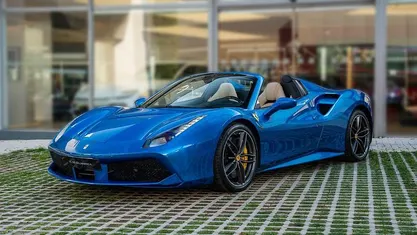 Usado Ferrari 488 669 CV (492 kW) 2024 Azul Descapotable