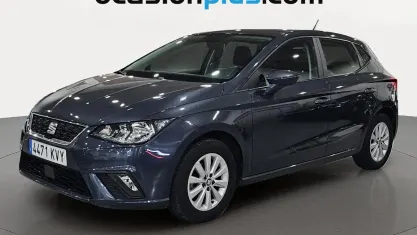 Usado Seat Ibiza Style Plus 80 CV (58 kW) 2019 Gris Utilitario