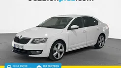 Blanco Usado 2014 Skoda Octavia Ambition Berlina | 9290 € (Buen precio)