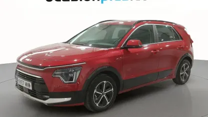 Usado Kia Niro 141 CV (103 kW) 2024 Blanco SUV