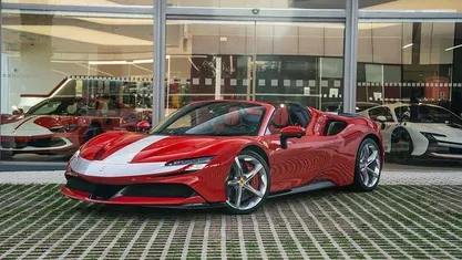 Usado Ferrari SF90 1001 CV (736 kW) 2022 Rojo Descapotable