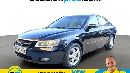 Käytetty Hyundai Sonata Comfort 140 HP (102 kW) 2007 Musta Sedan