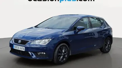 Usado Seat Leon Style 110 CV (80 kW) 2018 Azul Utilitario