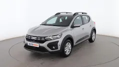 Gris Usado 2024 Dacia Sandero Expression Utilitario | 16.699 € (Precio justo)