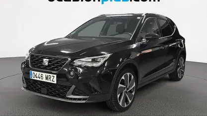 Usado Seat Arona FR 150 CV (110 kW) 2024 Negro SUV