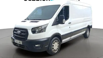 Usado Ford Transit Trend 130 CV (95 kW) 2023 Blanco Familiar