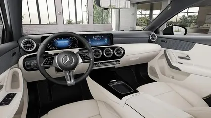 Usado Mercedes A180 116 HP (85 kW) 2025