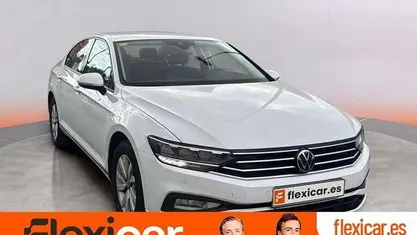 Usado VW Passat 122 CV (89 kW) 2020 Gris Berlina