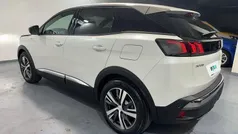 Blanco Usado 2023 Peugeot 3008 Allure SUV | 29.890 € (Precio justo)