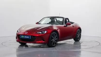 Usado 2025 Mazda MX5 Exclusive-Line Descapotable | 32.990 € (Precio justo)