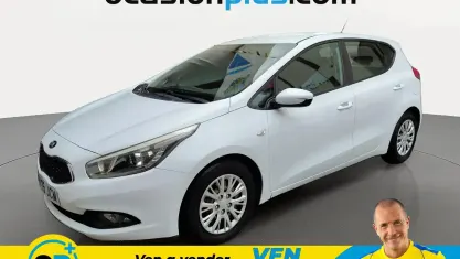 Usado Kia Ceed GT 90 CV (66 kW) 2015 Blanco Utilitario