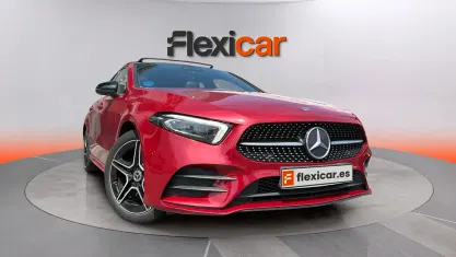 Usado Mercedes A250 218 CV (160 kW) 2020 Granate Berlina