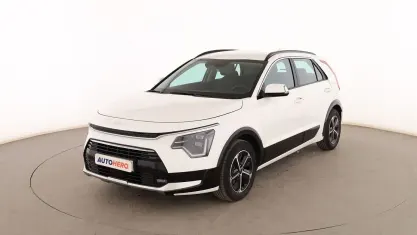 Usado Kia Niro 141 CV (103 kW) 2022 Blanco SUV
