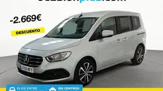 Gris / plata Usado 2023 Mercedes T180 Monovolumen | 26.500 € (Buen precio)