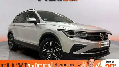 Usado VW Tiguan Life 245 CV (180 kW) 2021 Gris SUV