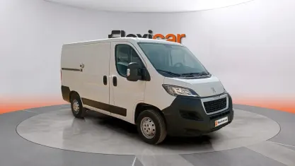 Usado Peugeot Boxer 120 CV (88 kW) 2024 Blanco Van