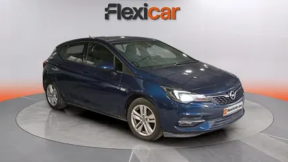 Usado Opel Astra 110 CV (80 kW) 2020 Berlina