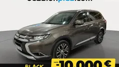 Marrón Usado 2016 Mitsubishi Outlander Motion SUV | 14.950 € (Precio justo)