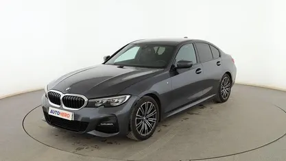 Begagnad BMW 318 M Sport 150 HK (110 kW) 2022 Grå Sedan