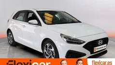 Blanco Usado 2024 Hyundai i30 Berlina | 20.990 € (Precio justo)