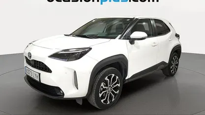 Używany Toyota Yaris Cross Active 116 KM (85 kW) 2022 Biały SUV