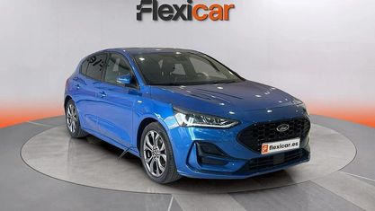 Käytetty Ford Focus ST-Line 155 HP (114 kW) 2023 Sininen Sedan