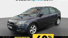 Gris Usado 2009 Ford Focus Trend Utilitario | 6900 € (Un poco caro)