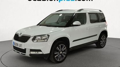 Usado Skoda Yeti 110 CV (80 kW) 2015 Blanco SUV