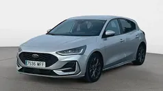 Gris plata Usado 2023 Ford Focus ST-Line Utilitario | 18.091 € (Un poco caro)